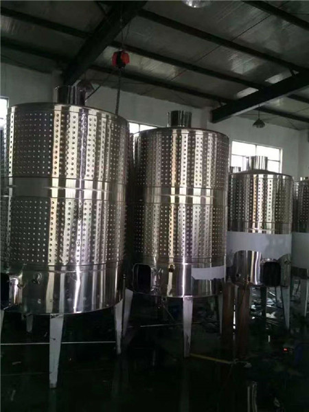 果酒生產(chǎn)線